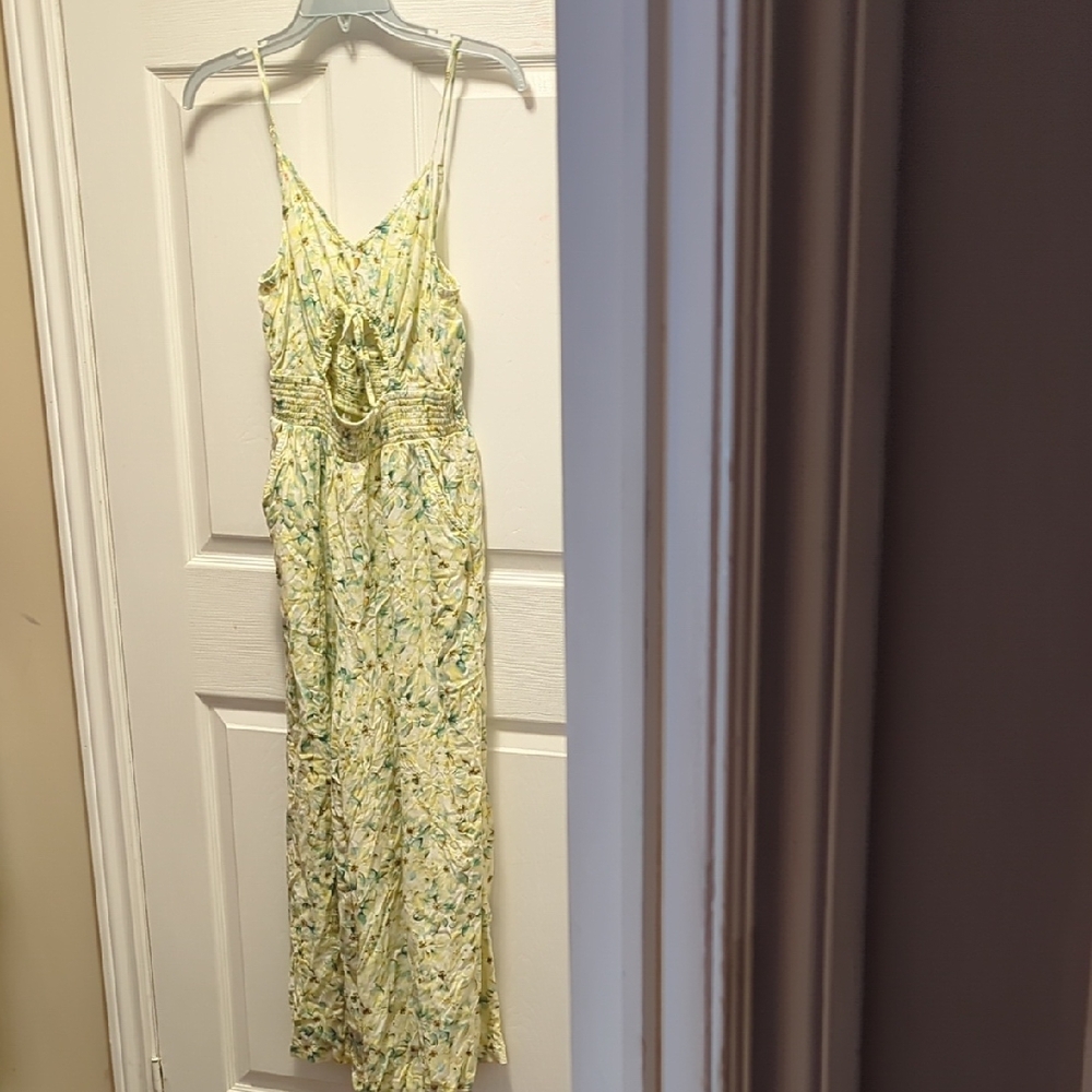 American Eagle Outfitters size small pant jumpsuit with pockets